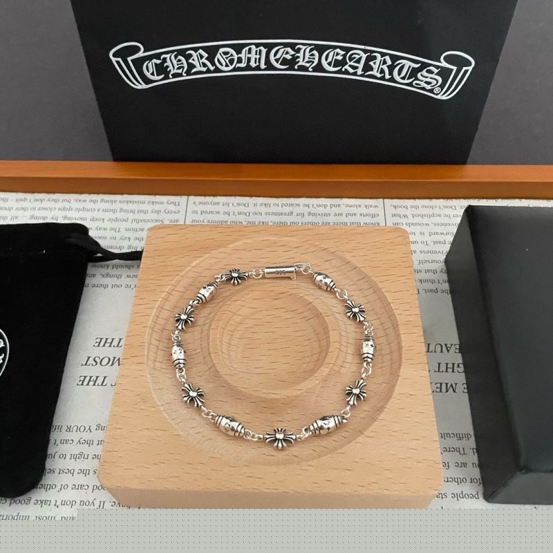 Ch**me He**ts bracelets